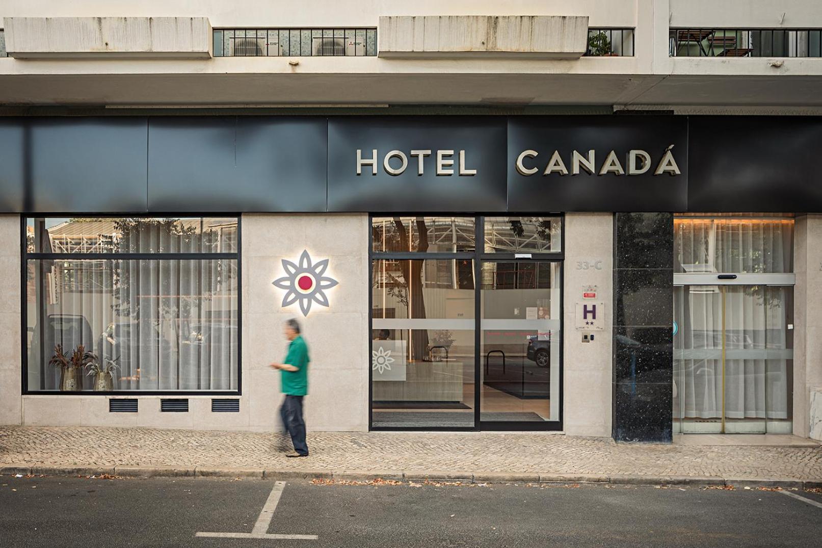 Canada Hôtel 2*